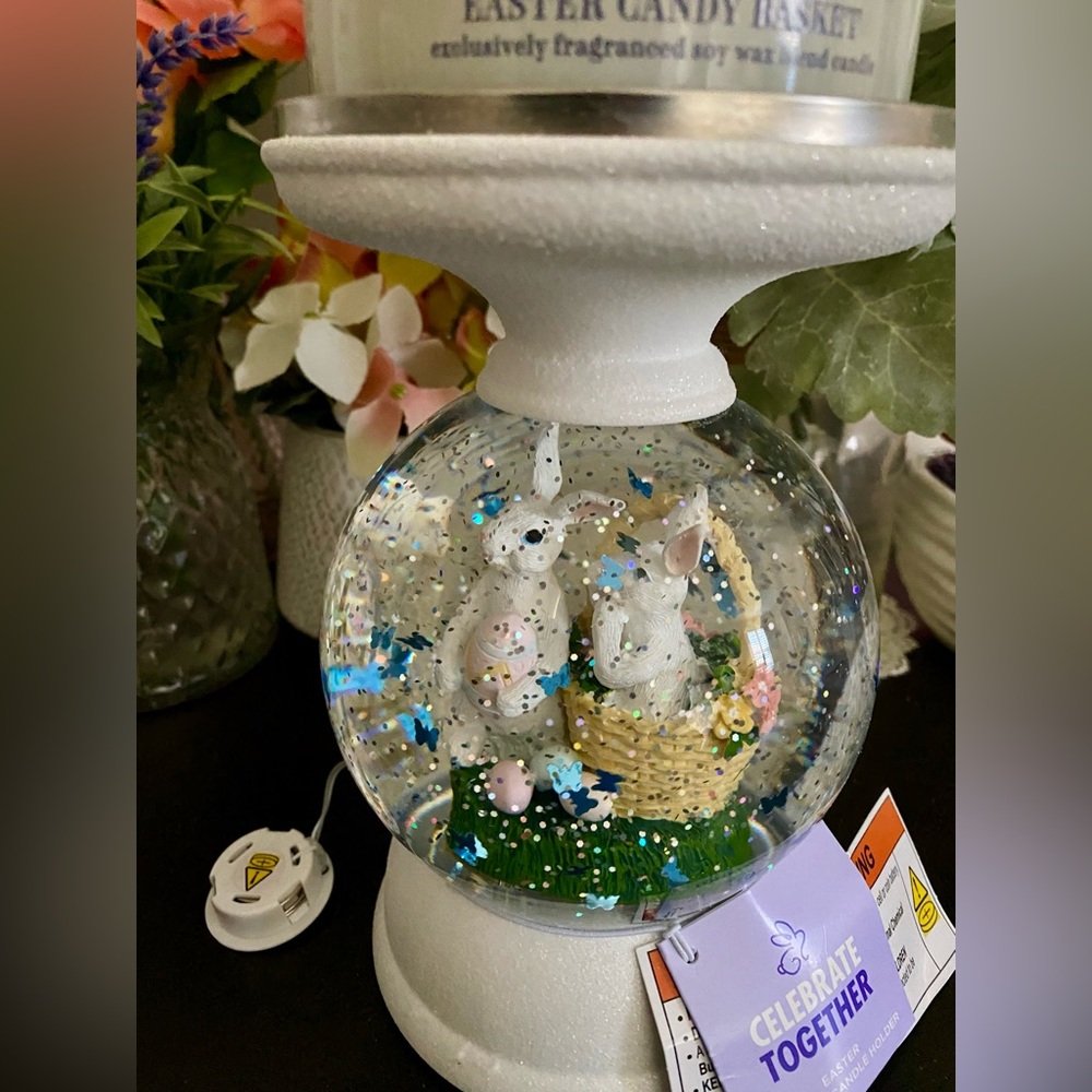 🆕🐰 LIMITED EDITION EASTER/SPRING SHIMMER WATER GLOBE CANDLE HOLDER. BRAND NEW! - Picture 8 of 10